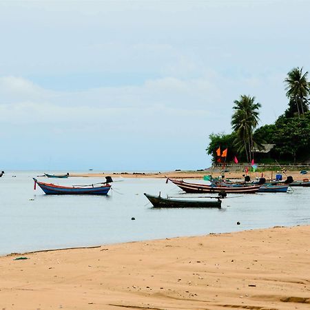 Sananwan Beach B&B Bang Saphan Noi Buitenkant foto