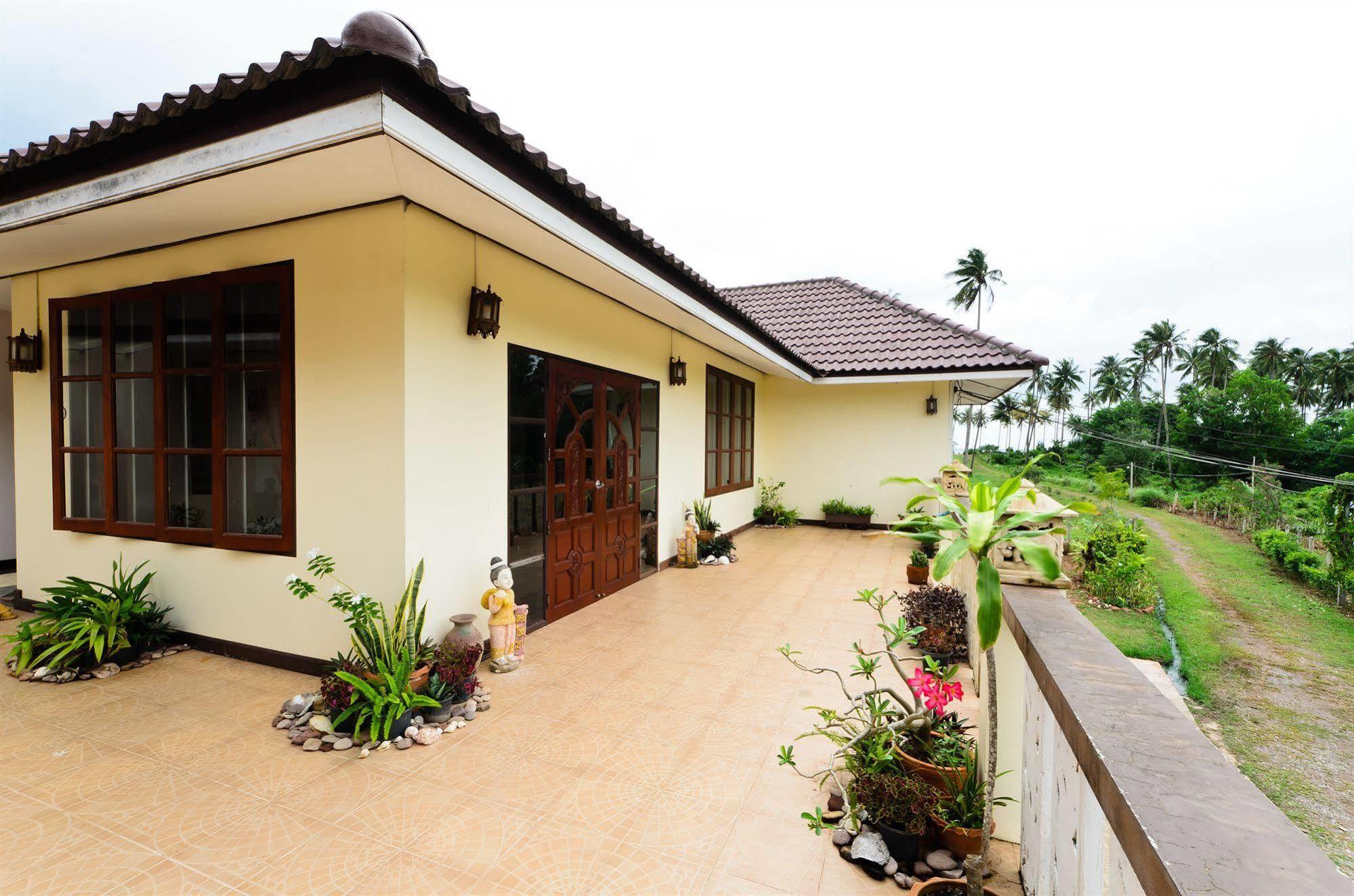 Sananwan Beach B&B Bang Saphan Noi Buitenkant foto
