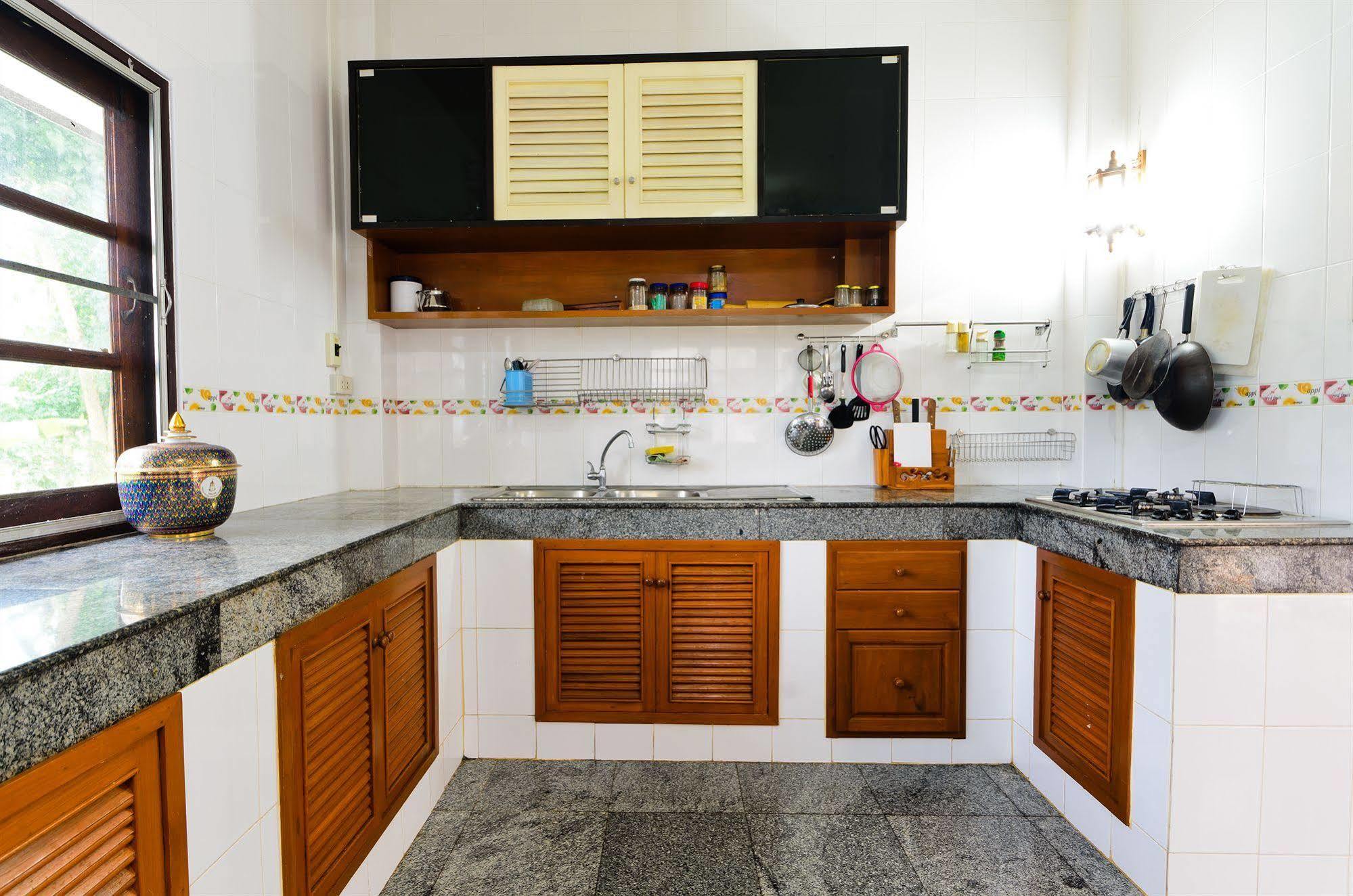 Sananwan Beach B&B Bang Saphan Noi Buitenkant foto