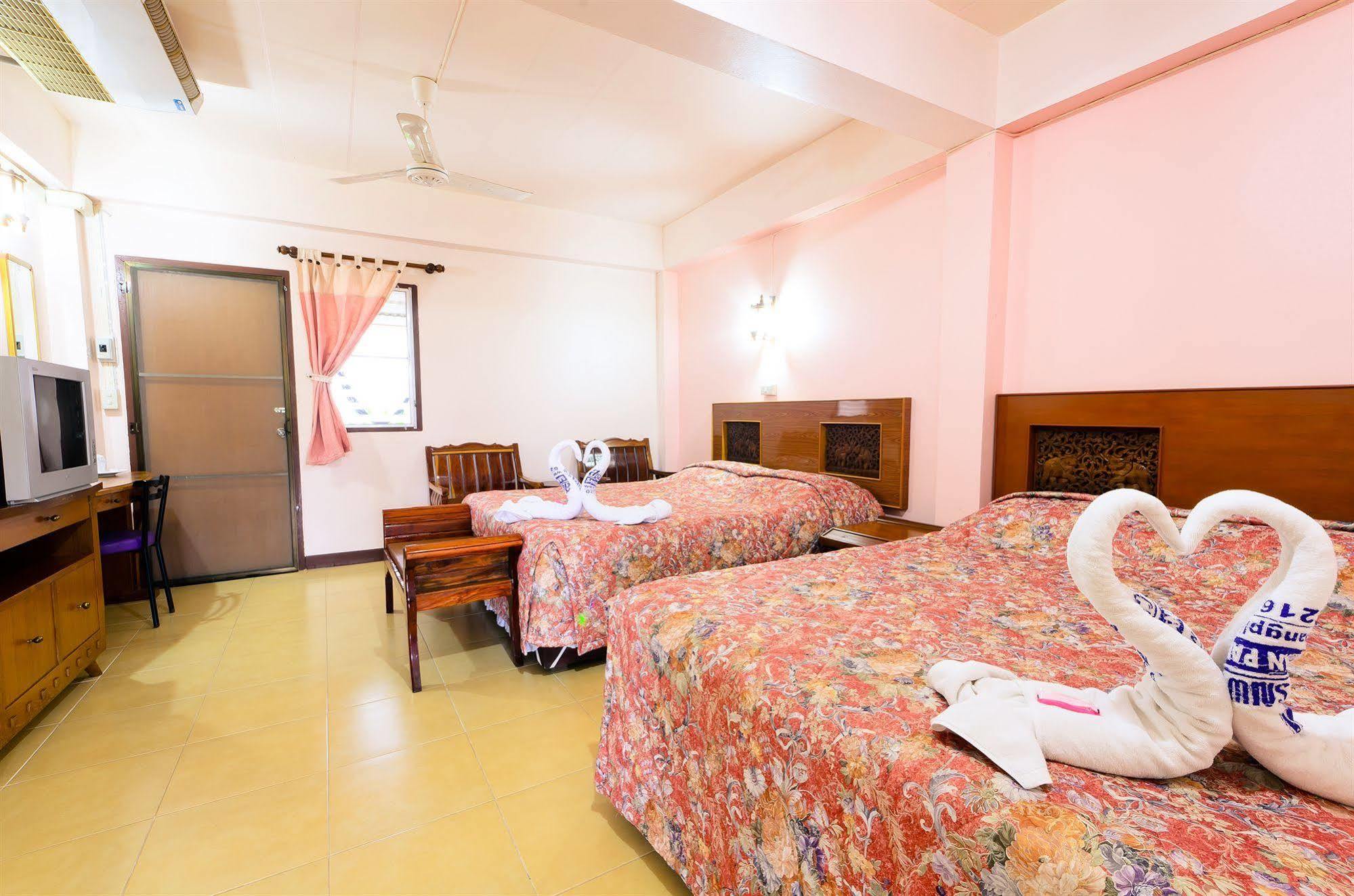 Sananwan Beach B&B Bang Saphan Noi Buitenkant foto
